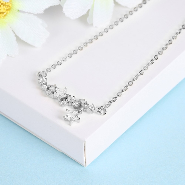 Picture of Attractive And Elegant Platinum Plated Necklaces & Pendants