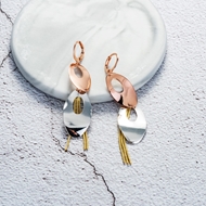 Picture of Zinc Alloy Casual Dangle Earrings at Great Low Price