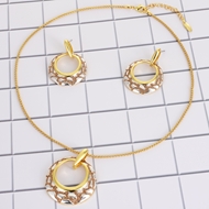 Picture of Sparkly Casual Gold Plated Necklace and Earring Set