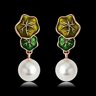 Picture of Zinc Alloy Green Dangle Earrings with Unbeatable Quality