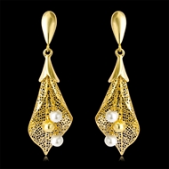 Picture of Attractive White Classic Dangle Earrings For Your Occasions