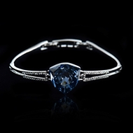 Picture of Exquisite Swarovski Element Platinum Plated Bangles