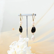 Picture of Attractive Black Medium Dangle Earrings For Your Occasions