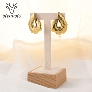 Picture of Dubai Zinc Alloy Stud Earrings with 3~7 Day Delivery