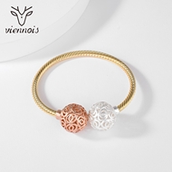 Picture of Zinc Alloy Medium Fashion Bangle in Exclusive Design