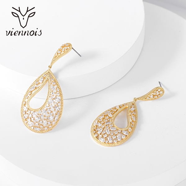 Picture of Fancy Casual Fashion Dangle Earrings