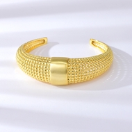 Picture of Fast Selling Gold Plated Zinc Alloy Fashion Bangle from Editor Picks