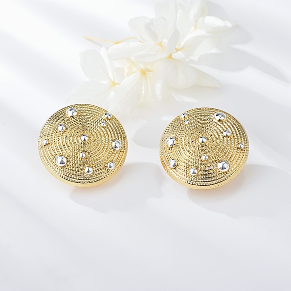 Picture of Zinc Alloy Medium Stud Earrings in Flattering Style