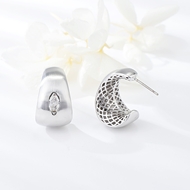 Picture of Dubai Zinc Alloy Stud Earrings with 3~7 Day Delivery