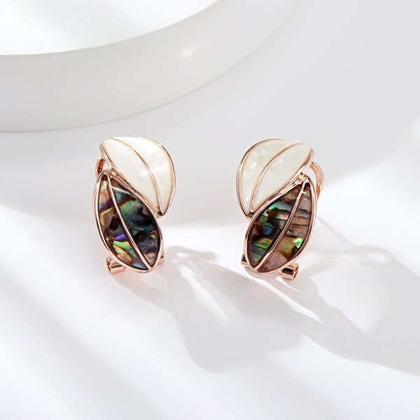 Picture of Delicate Shell Zinc Alloy Stud Earrings