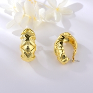 Picture of Fast Selling Gold Plated Dubai Big Stud Earrings For Your Occasions