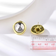 Picture of Wholesale Multi-tone Plated Small Stud Earrings with No-Risk Return