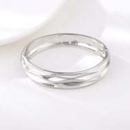 Picture of Low Price Zinc Alloy Gold Plated Fashion Bangle from Trust-worthy Supplier