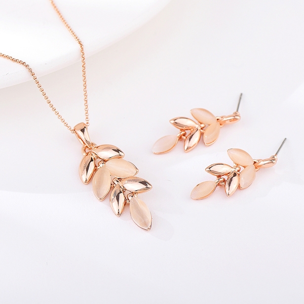 Picture of Zinc Alloy Rose Gold Plated 2 Piece Jewelry Set For Your Occasions