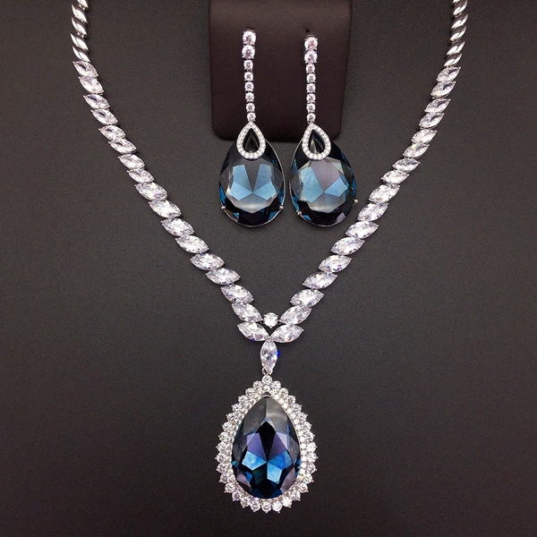 Picture of Big Blue 2 Piece Jewelry Set of Original Design