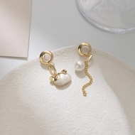 Picture of Delicate Artificial Pearl Dangle Earrings at Unbeatable Price