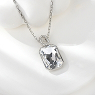 Picture of Amazing Swarovski Element Zinc Alloy Pendant Necklace