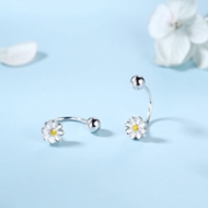 Picture of 925 Sterling Silver Enamel Stud Earrings in Flattering Style