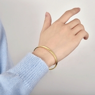 Picture of Bulk Gold Plated Small Fashion Bangle Exclusive Online