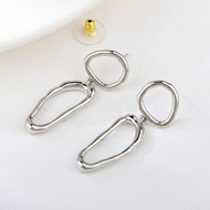 Picture of Zinc Alloy Platinum Plated Dangle Earrings in Exclusive Design