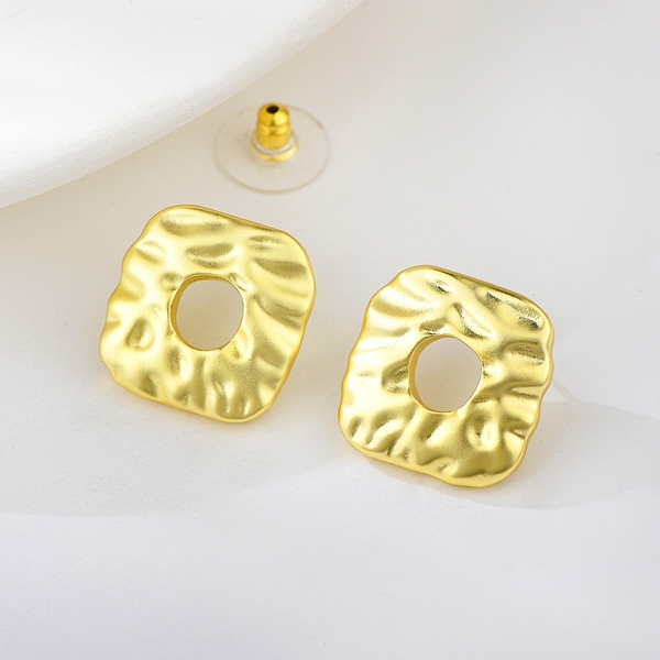 Picture of Unique Big Dubai Big Stud Earrings