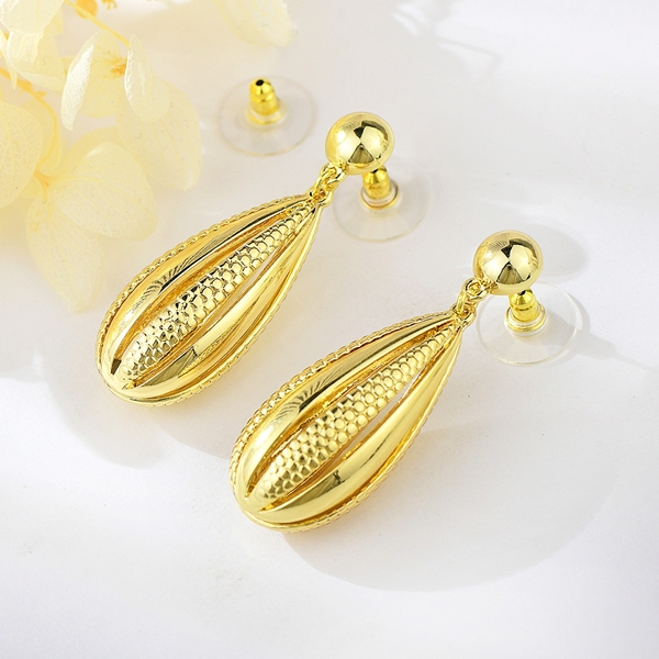 Picture of Reasonably Priced Zinc Alloy Dubai Dangle Earrings from Reliable Manufacturer