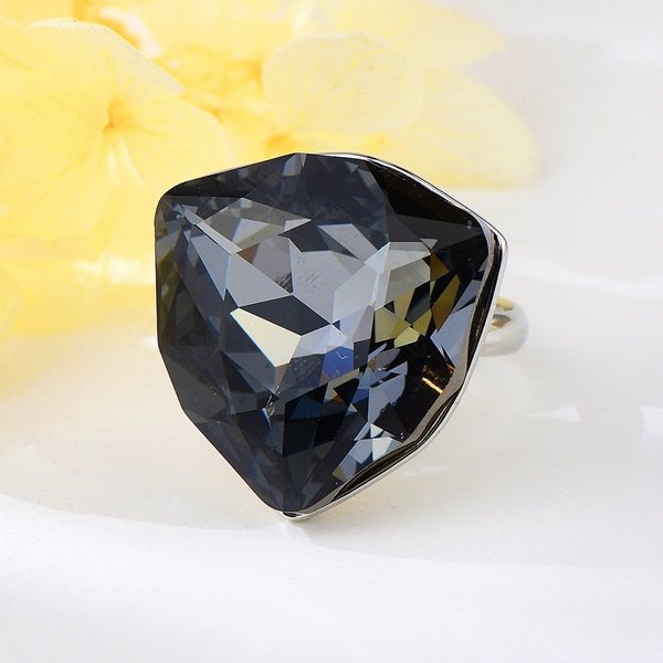 Picture of Popular Swarovski Element Zinc Alloy Fashion Ring