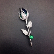 Show details for Fashion Swarovski Element Green Brooche Show details for Fashion Swarovski Element Green Brooche