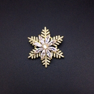 Show details for Fashionable Medium White Brooche Show details for Fashionable Medium White Brooche