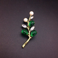 Show details for Low Cost Gold Plated Green Brooche Factory Direct Show details for Low Cost Gold Plated Green Brooche Factory Direct