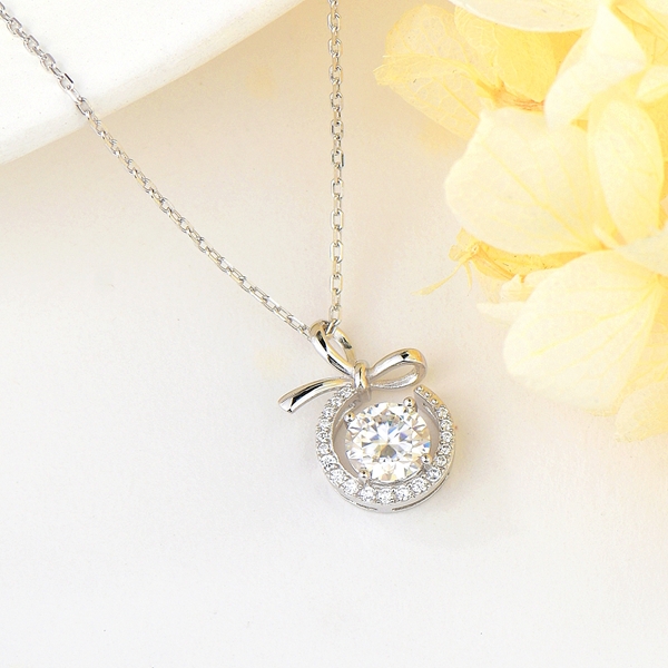 Picture of Pretty Moissanite Luxury Pendant Necklace