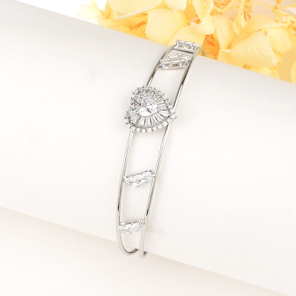 Picture of Distinctive White Cubic Zirconia Fashion Bangle with Low MOQ