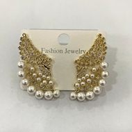 Show details for Hot Selling White Copper or Brass Dangle Earrings from Top Designer Show details for Hot Selling White Copper or Brass Dangle Earrings from Top Designer