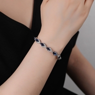 Picture of Designer Platinum Plated Luxury Fashion Bracelet with No-Risk Return