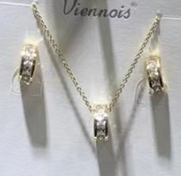 Picture of Good Quality Moissanite Gold Plated Y Necklace