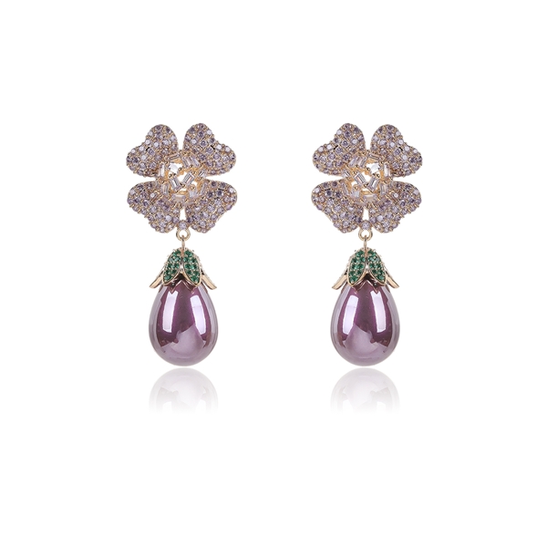 Picture of Classic Artificial Pearl Chandelier Earrings in Flattering Style