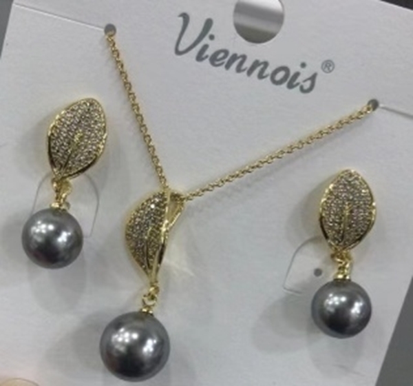 Picture of Low Cost Gold Plated Simple 2 Piece Jewelry Set with Low Cost