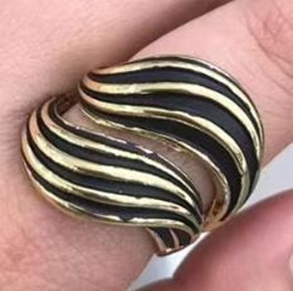 Picture of Party Gold Plated Solitaire Ring with Speedy Delivery